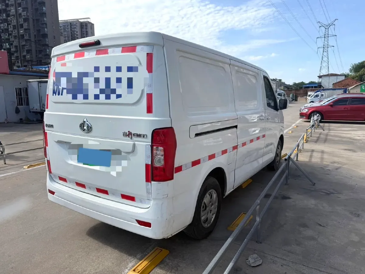 2021 ChangAn Kaicene RuiXing EM60 BEV 41.86KWH,autocango,china used car exporter,china ev exporter,chinese used car exporter,chinese used ev exporter