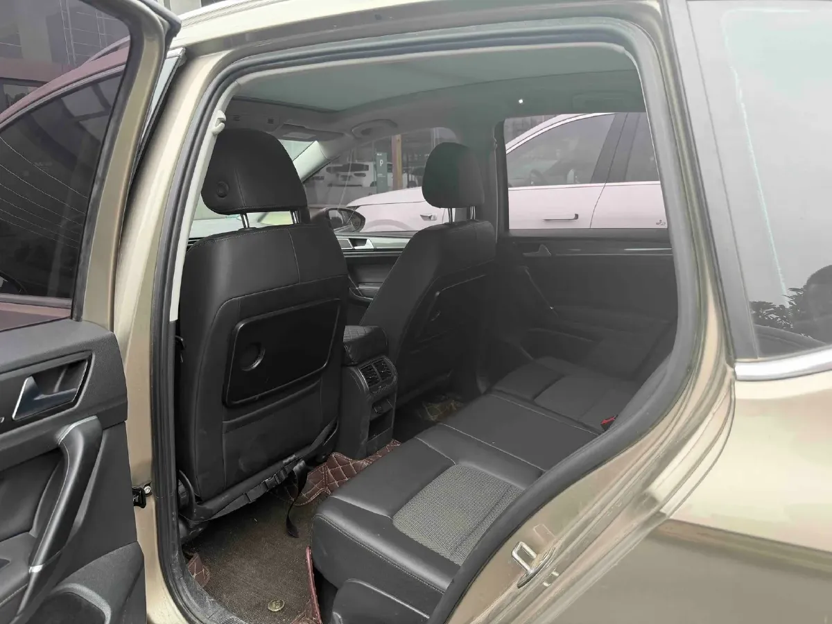 2018 Volkswagen Golf Sportsvan 1.4T 131HP L4 7DCT,autocango,china used car exporter,china ev exporter,chinese used car exporter,chinese used ev exporter