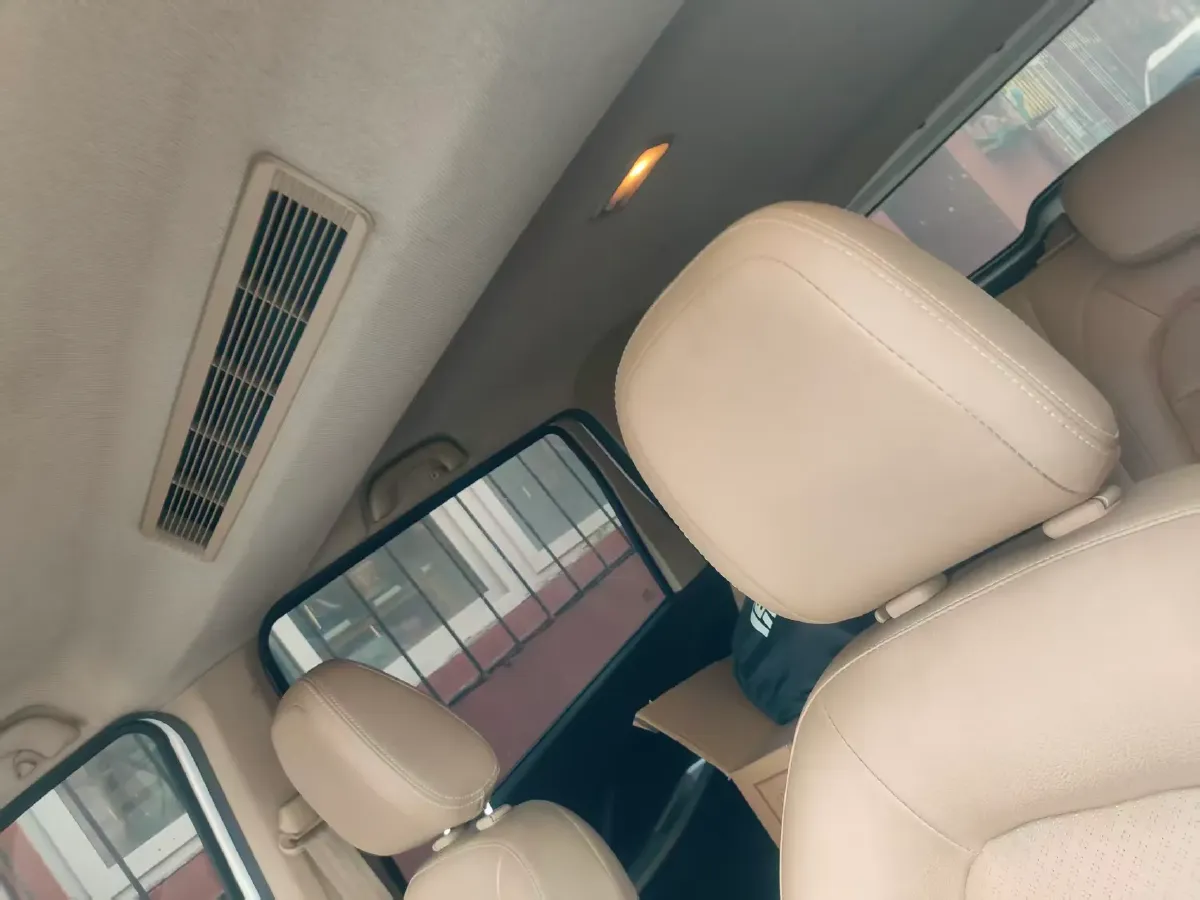 2019 WuLing HongGuang 1.5L 99HP L4 6MT,autocango,china used car exporter,china ev exporter,chinese used car exporter,chinese used ev exporter