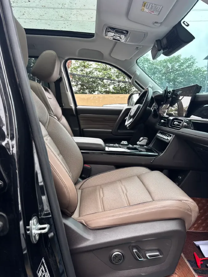 2022 Beijing BJ60 2.0T 267HP L4 8AT,autocango,china used car exporter,china ev exporter,chinese used car exporter,chinese used ev exporter