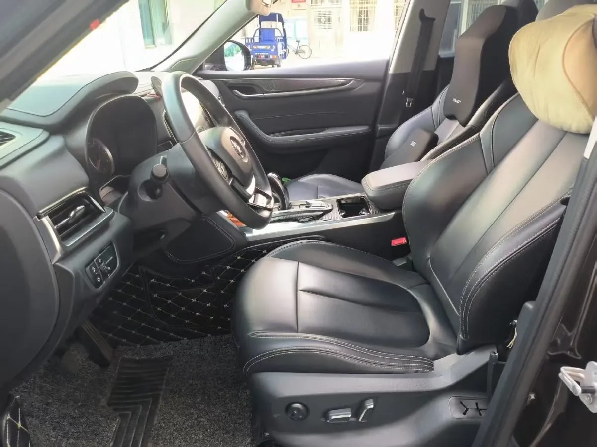 2018 Brilliance Auto V7 1.6T 204HP L4 7DCT,autocango,china used car exporter,china ev exporter,chinese used car exporter,chinese used ev exporter