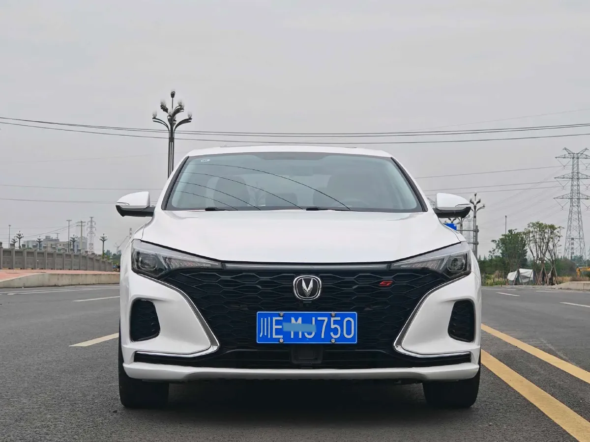 2019 ChangAn Eado 1.6L 128HP L4 6AT,autocango,china used car exporter,china ev exporter,chinese used car exporter,chinese used ev exporter