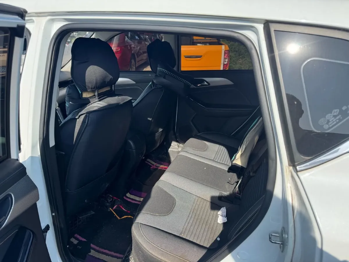 2019 BeiJing Auto X3 1.5T 150HP L4 CVT,autocango,china used car exporter,china ev exporter,chinese used car exporter,chinese used ev exporter