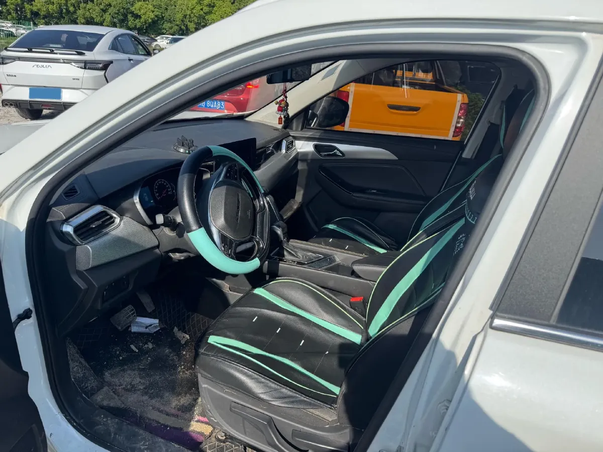 2019 BeiJing Auto X3 1.5T 150HP L4 CVT,autocango,china used car exporter,china ev exporter,chinese used car exporter,chinese used ev exporter