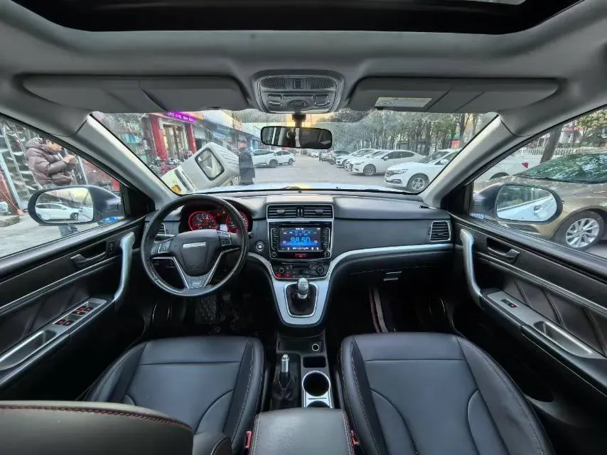 2018 Haval M6 1.5T 150HP L4 6MT,autocango,china used car exporter,china ev exporter,chinese used car exporter,chinese used ev exporter