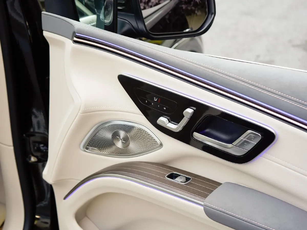 2025 Mercedes-Benz EQS SUV BEV,autocango,china used car exporter,china ev exporter,chinese used car exporter,chinese used ev exporter