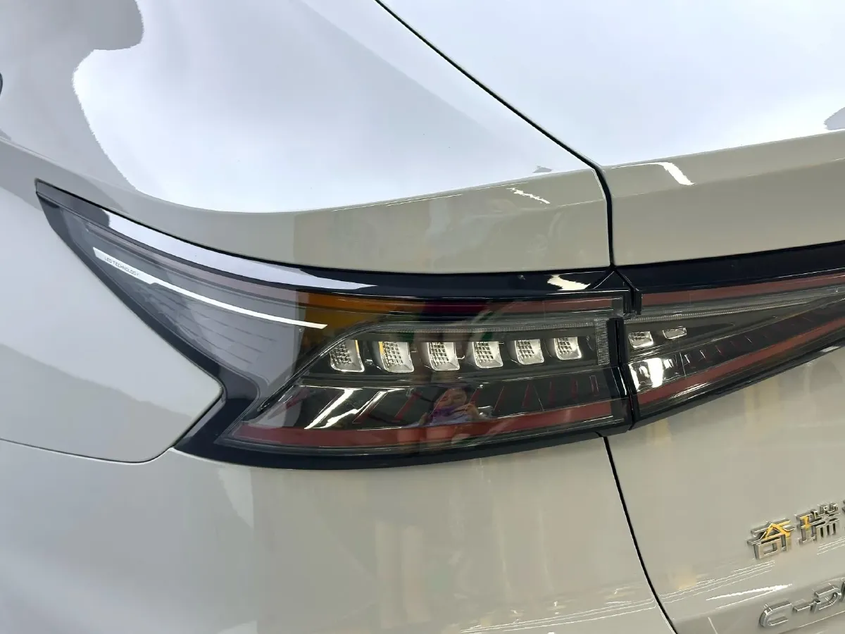 2024 Fulwin FulwinA8 1.5T 156HP L4 1DHT PHEV 18.3KWH,autocango,china used car exporter,china ev exporter,chinese used car exporter,chinese used ev exporter