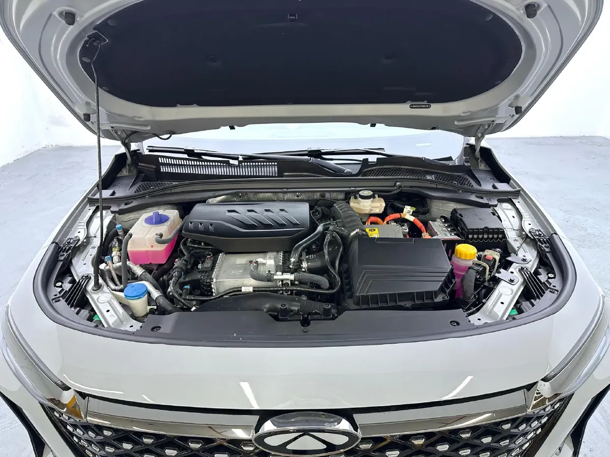 2024 Fulwin FulwinA8 1.5T 156HP L4 1DHT PHEV 18.3KWH,autocango,china used car exporter,china ev exporter,chinese used car exporter,chinese used ev exporter
