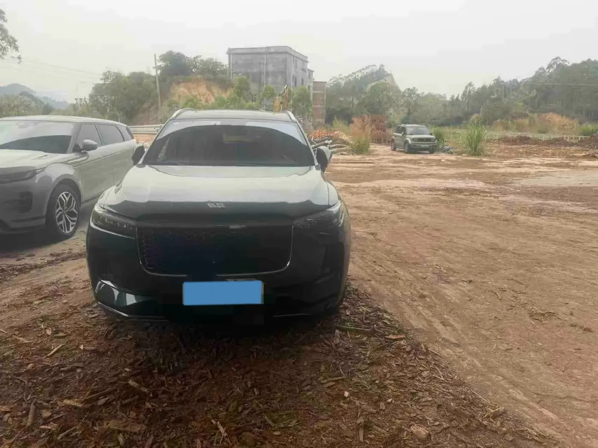 2021 Li ONE Range Extended 131HP REEV 40.5KWH,autocango,china used car exporter,china ev exporter,chinese used car exporter,chinese used ev exporter