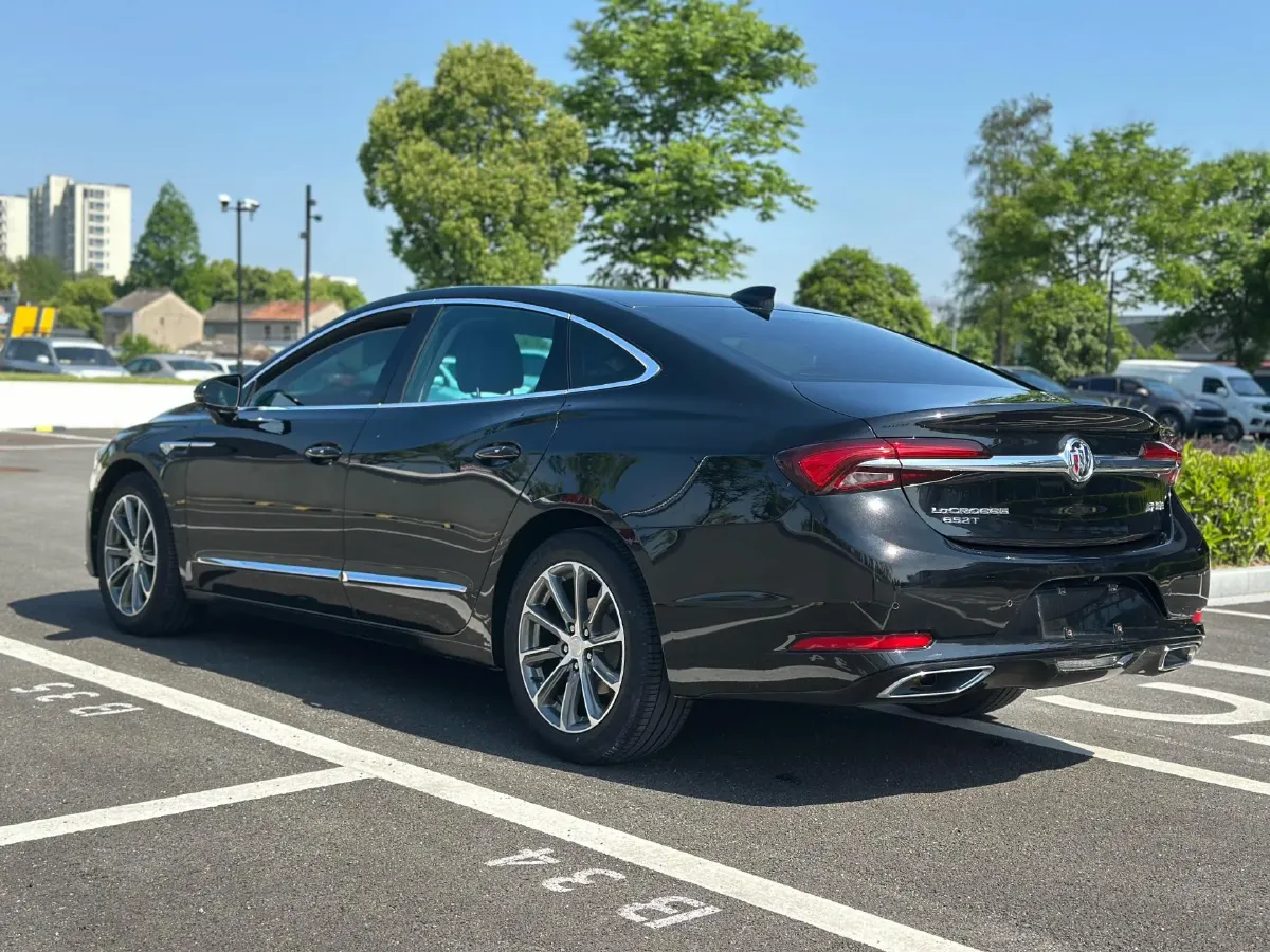 2022 Buick Larcosse 2.0T 237HP L4 9AT,autocango,china used car exporter,china ev exporter,chinese used car exporter,chinese used ev exporter