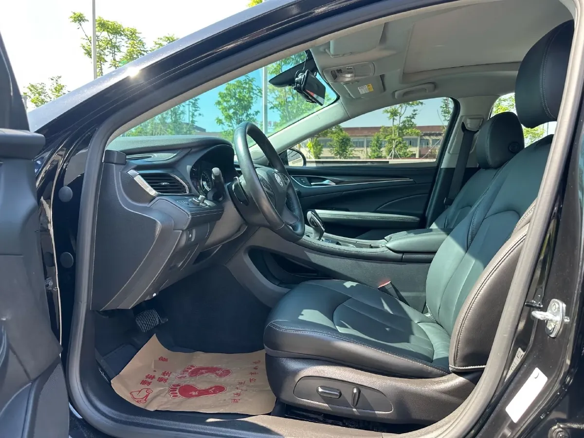 2022 Buick Larcosse 2.0T 237HP L4 9AT,autocango,china used car exporter,china ev exporter,chinese used car exporter,chinese used ev exporter