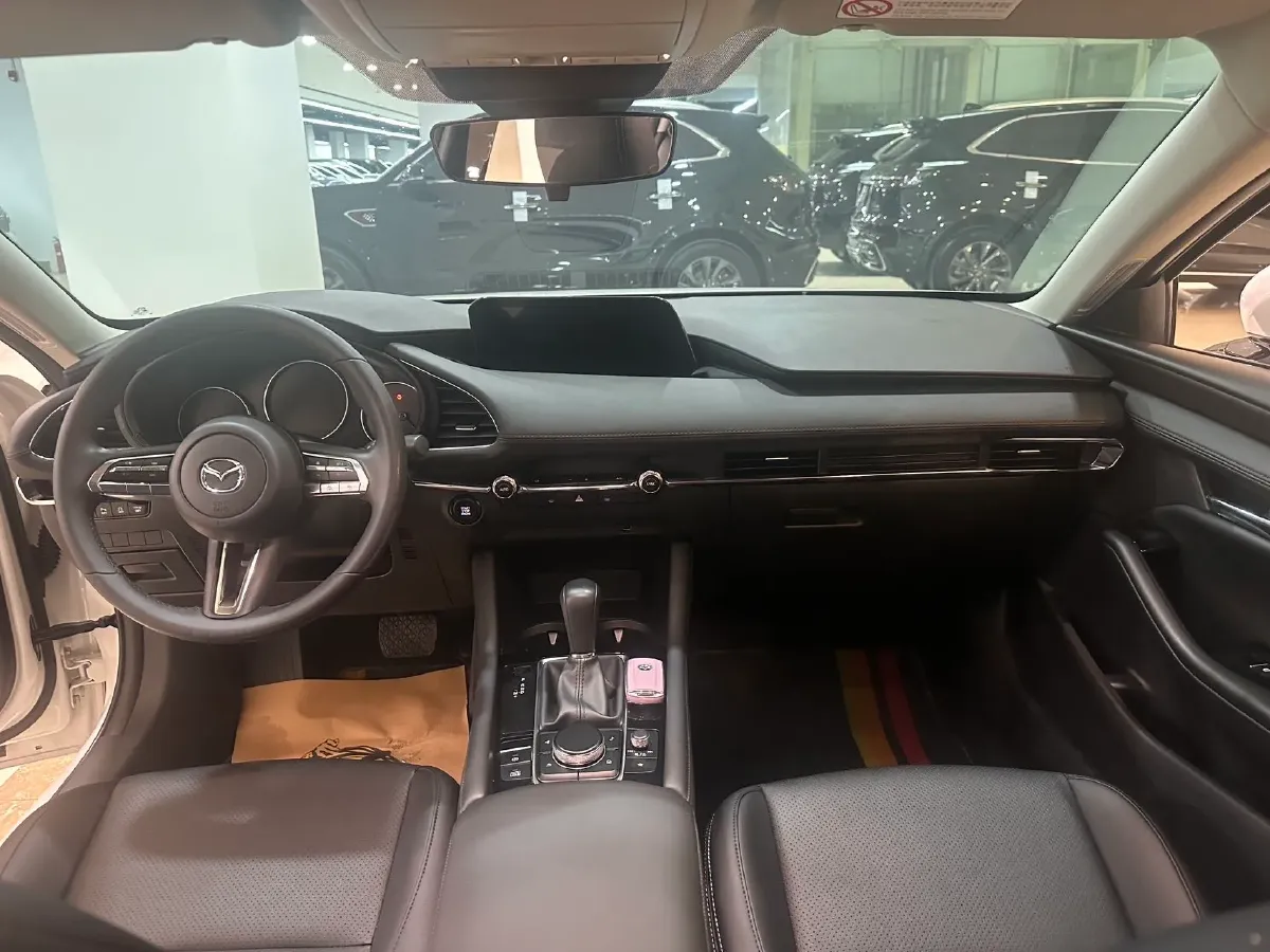 2022 Mazda 3 Axela 2.0L 158HP L4 6AT,autocango,china used car exporter,china ev exporter,chinese used car exporter,chinese used ev exporter
