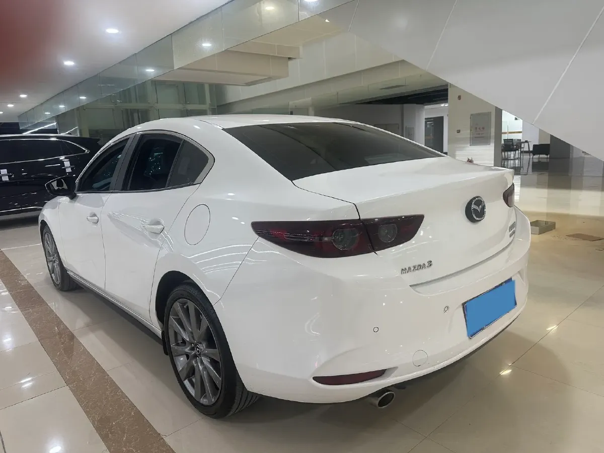 2022 Mazda 3 Axela 2.0L 158HP L4 6AT,autocango,china used car exporter,china ev exporter,chinese used car exporter,chinese used ev exporter