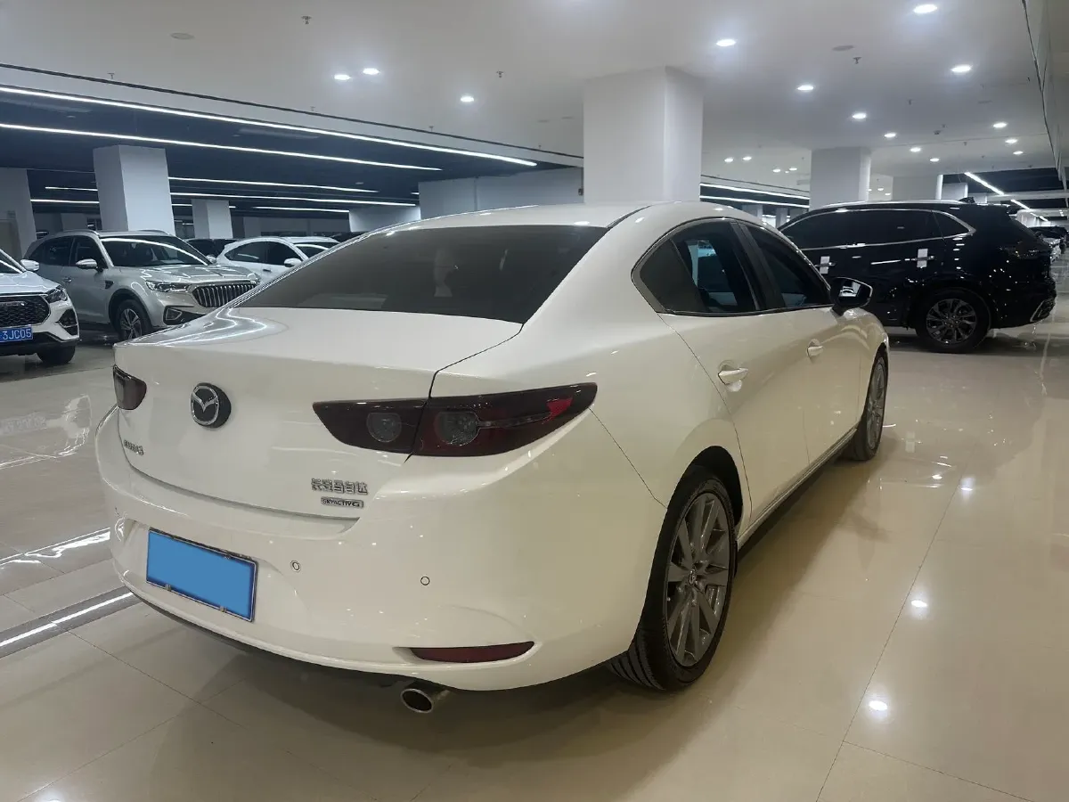 2022 Mazda 3 Axela 2.0L 158HP L4 6AT,autocango,china used car exporter,china ev exporter,chinese used car exporter,chinese used ev exporter
