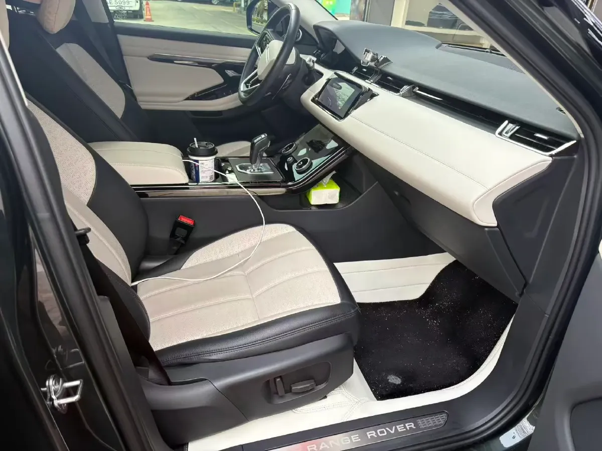 2021 Land Rover Range Rover Evoque 2.0T 249HP L4 9AT,autocango,china used car exporter,china ev exporter,chinese used car exporter,chinese used ev exporter