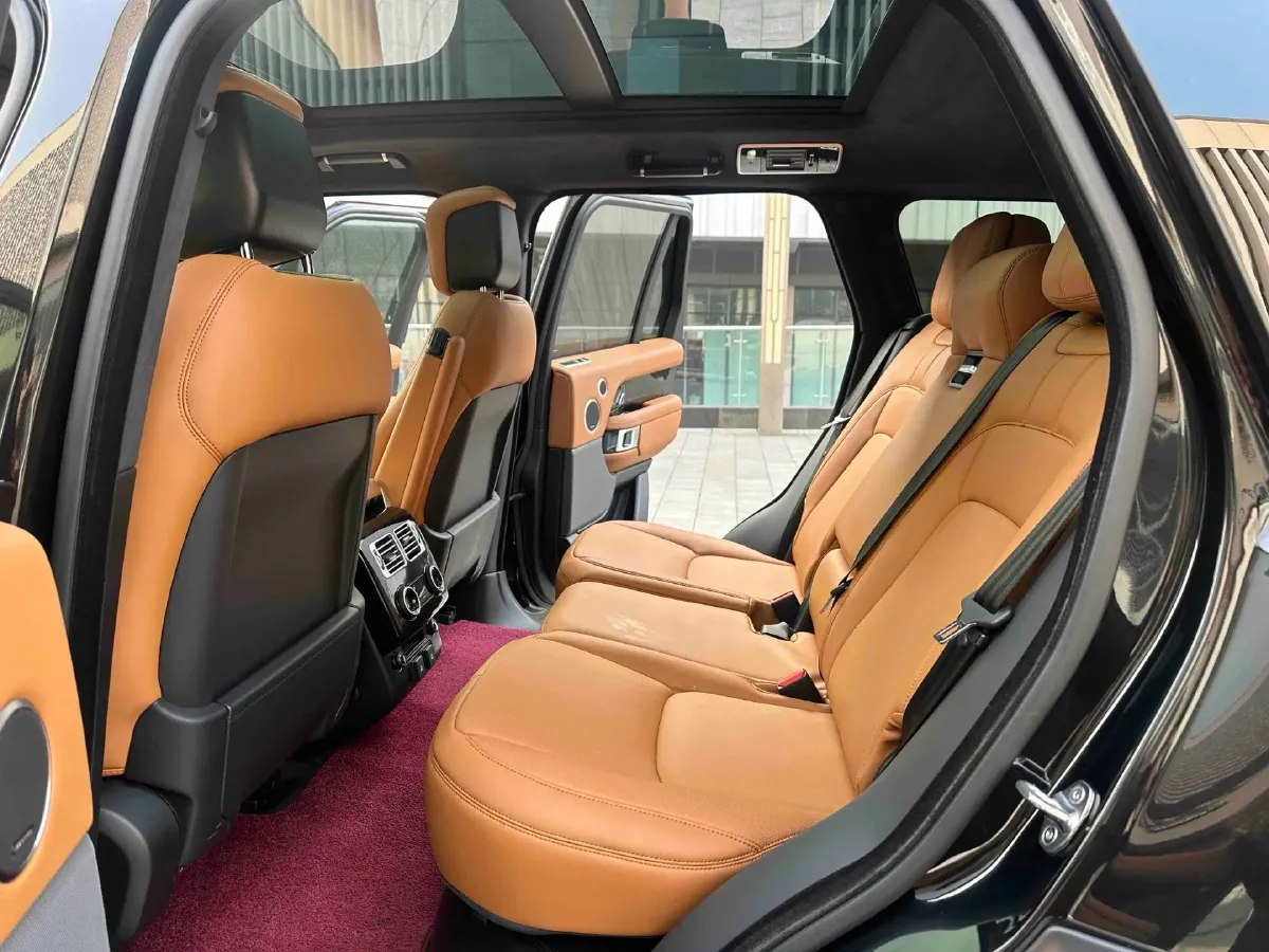 2018 Land Rover Range Rover Evoque 2.0T 241HP L4 9AT,autocango,china used car exporter,china ev exporter,chinese used car exporter,chinese used ev exporter