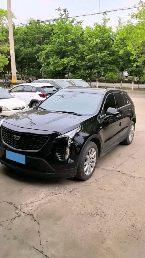 2022 Cadillac XT4 2.0T 237HP L4 9AT,autocango,china used car exporter,china ev exporter,chinese used car exporter,chinese used ev exporter