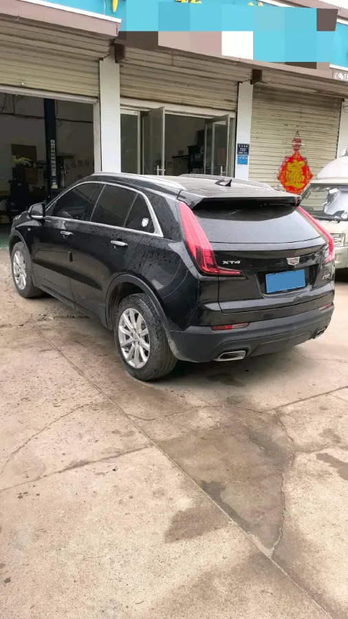 2022 Cadillac XT4 2.0T 237HP L4 9AT,autocango,china used car exporter,china ev exporter,chinese used car exporter,chinese used ev exporter