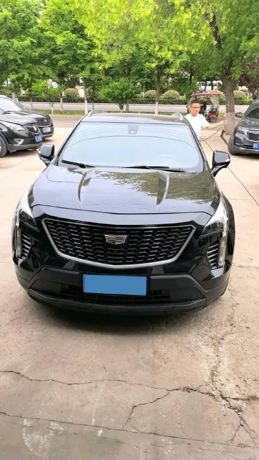 2022 Cadillac XT4 2.0T 237HP L4 9AT,autocango,china used car exporter,china ev exporter,chinese used car exporter,chinese used ev exporter