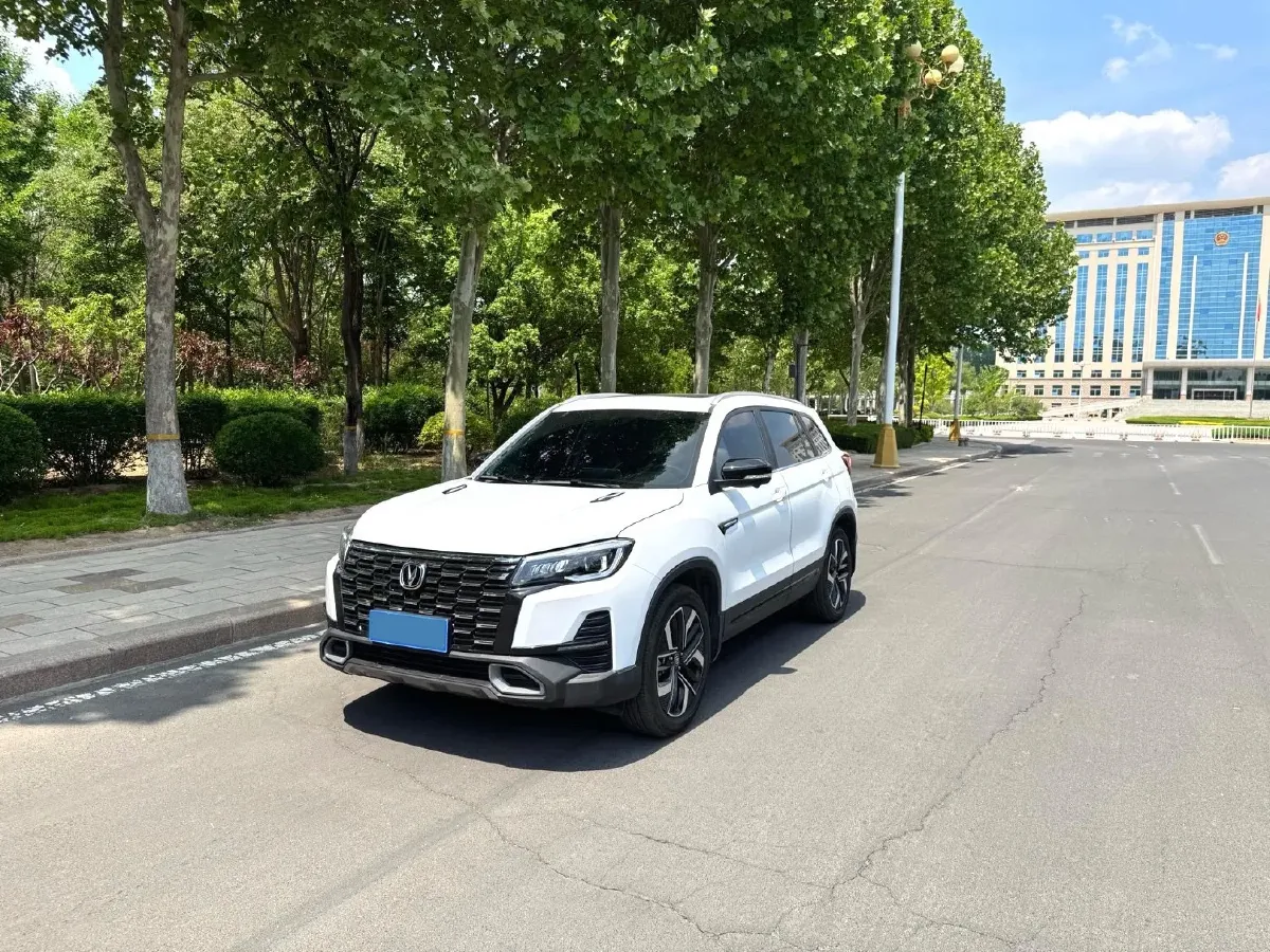 2024 ChangAn CS75 1.5T 188HP L4 7DCT,autocango,china used car exporter,china ev exporter,chinese used car exporter,chinese used ev exporter