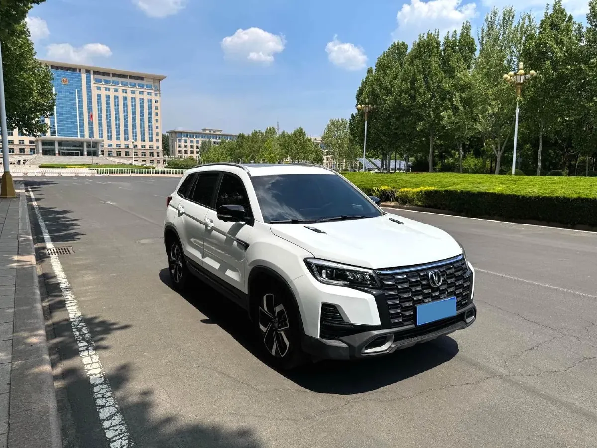 2024 ChangAn CS75 1.5T 188HP L4 7DCT,autocango,china used car exporter,china ev exporter,chinese used car exporter,chinese used ev exporter