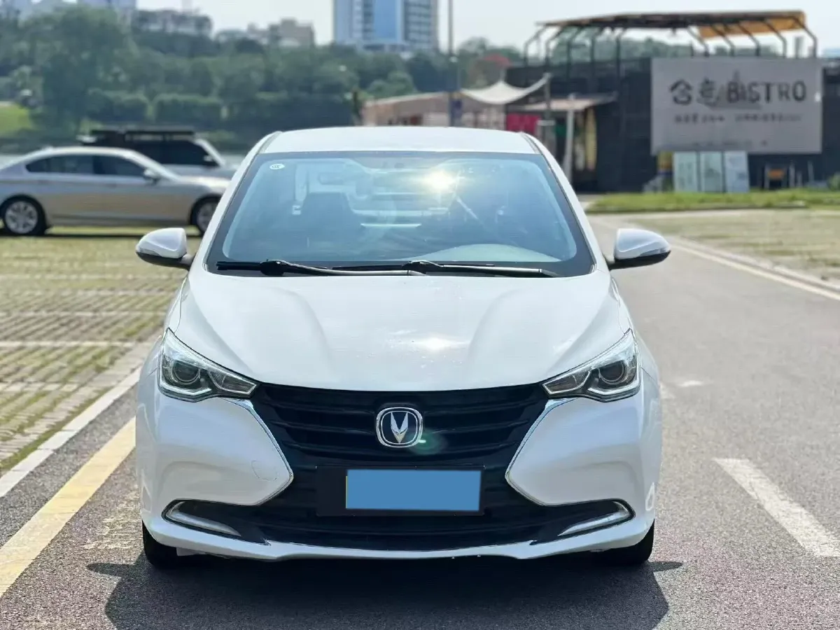 2019 ChangAn Alsvin 1.5L 107HP L4 5DCT,autocango,china used car exporter,china ev exporter,chinese used car exporter,chinese used ev exporter
