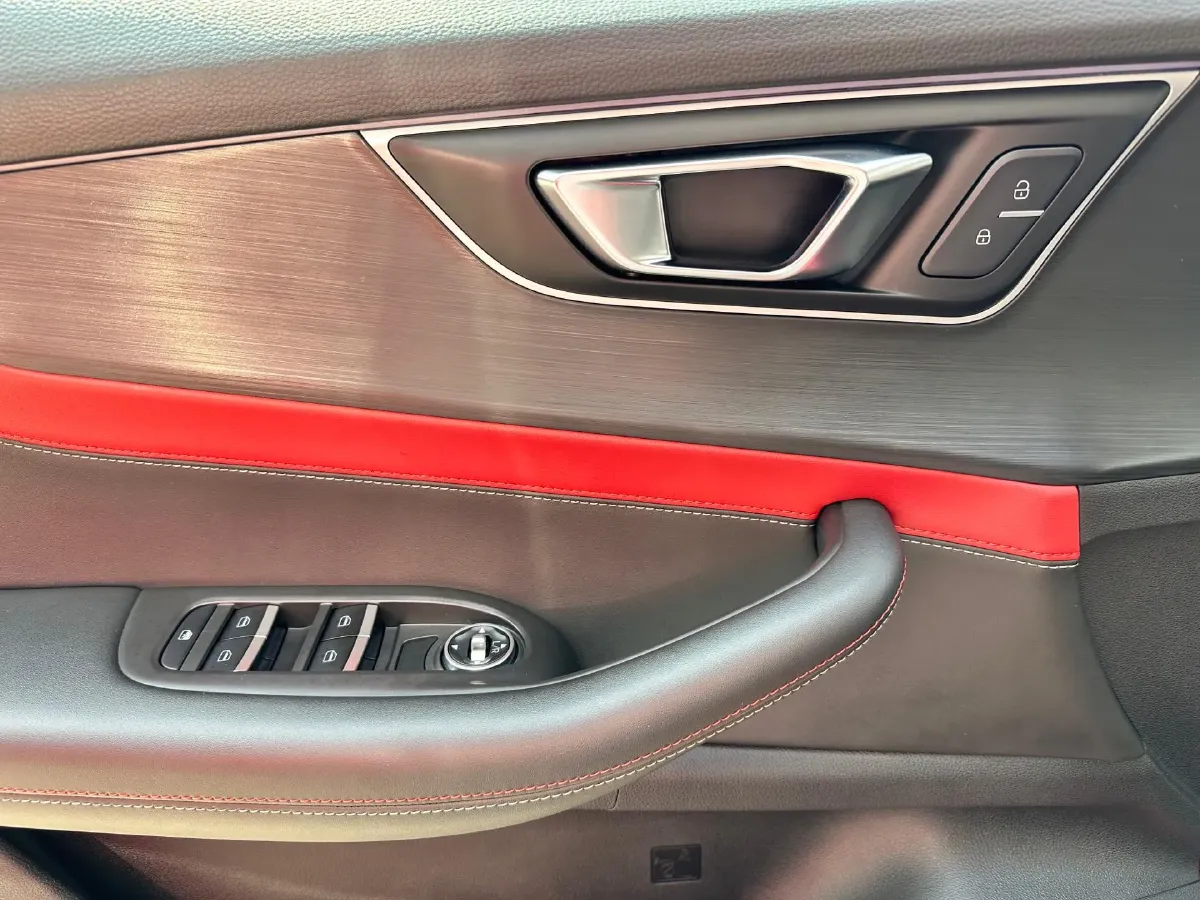 2020 Chery Tiggo 7 1.5T 156HP L4 CVT,autocango,china used car exporter,china ev exporter,chinese used car exporter,chinese used ev exporter