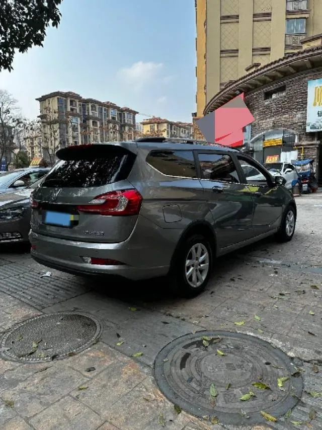 2017 BaoJun 310W 1.5L 112HP L4 6MT,autocango,china used car exporter,china ev exporter,chinese used car exporter,chinese used ev exporter