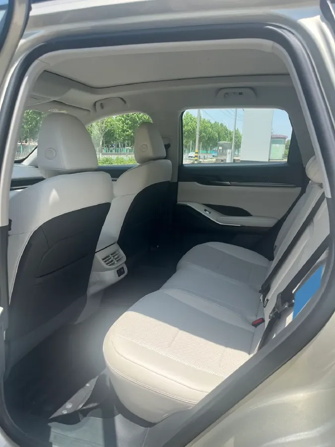2024 Haval H6 1.5T 184HP L4 7DCT,autocango,china used car exporter,china ev exporter,chinese used car exporter,chinese used ev exporter
