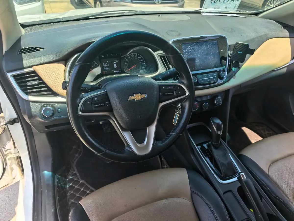 2022 Chevrolet Monza 1.5L 113HP L4 6AT,autocango,china used car exporter,china ev exporter,chinese used car exporter,chinese used ev exporter