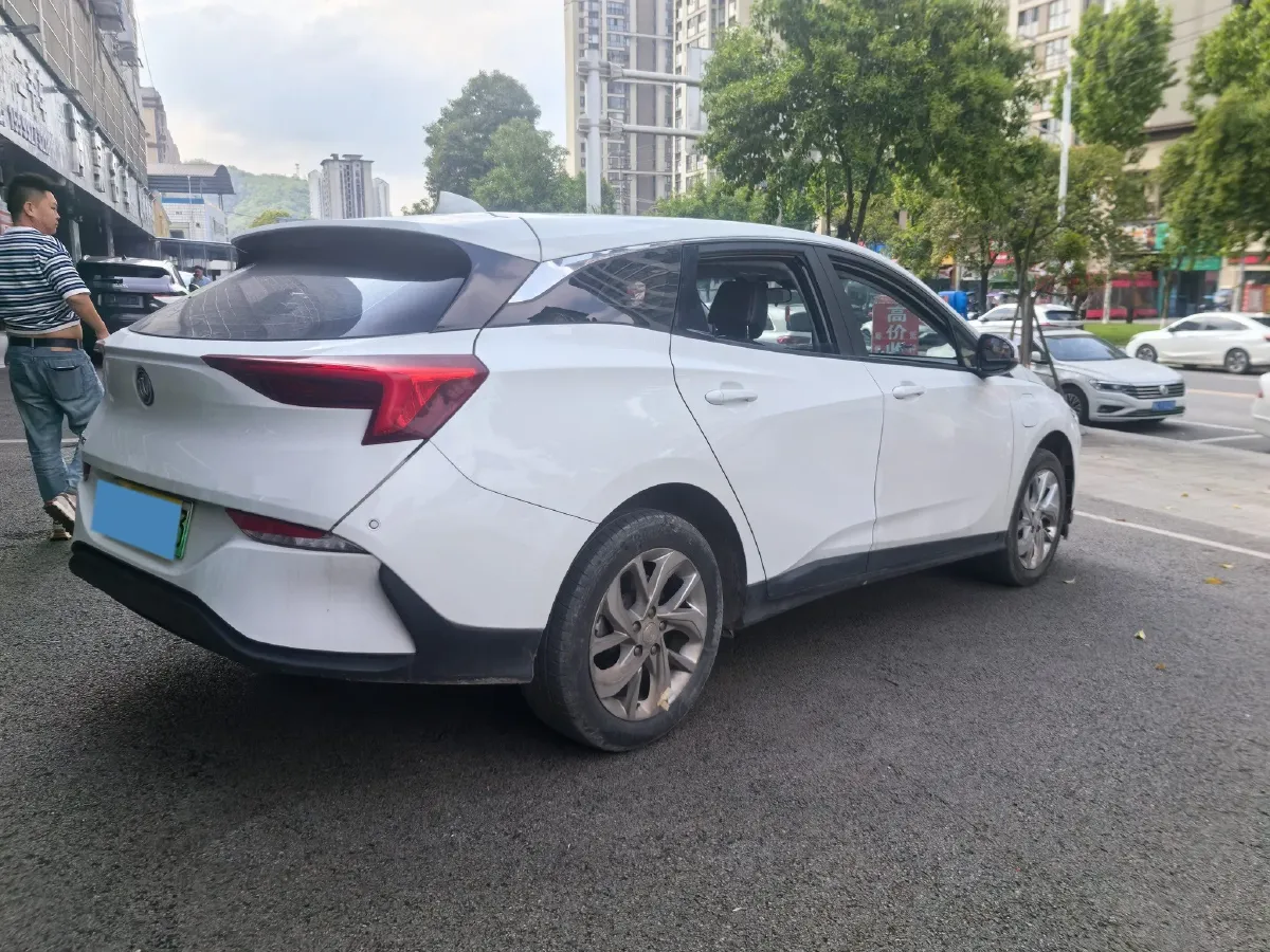 2023 Buick Velite 6 BEV 50.3KWH,autocango,china used car exporter,china ev exporter,chinese used car exporter,chinese used ev exporter