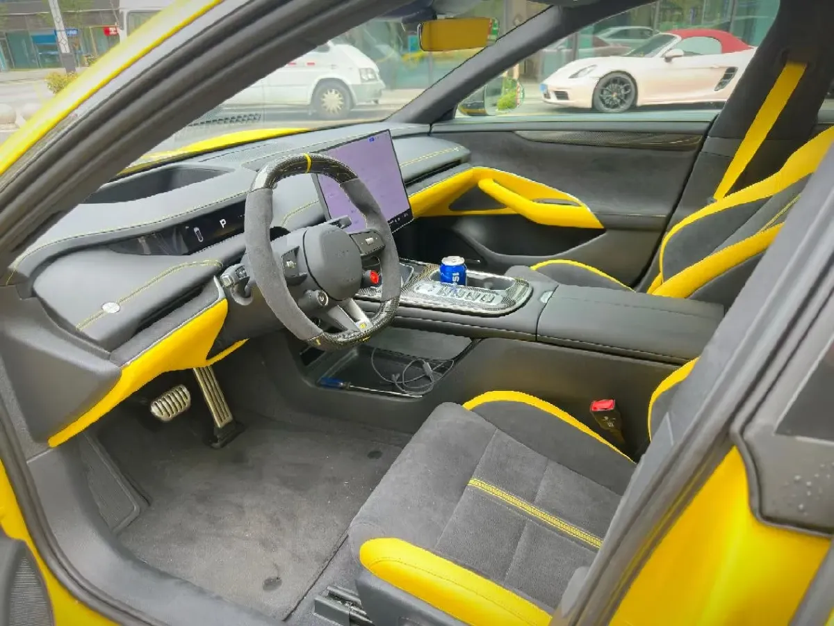 2025 MI SU7 Ultra BEV 93.7KWH,autocango,china used car exporter,china ev exporter,chinese used car exporter,chinese used ev exporter