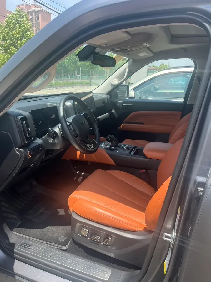 2024 Haval H9 2.0T 224HP L4 8AT,autocango,china used car exporter,china ev exporter,chinese used car exporter,chinese used ev exporter