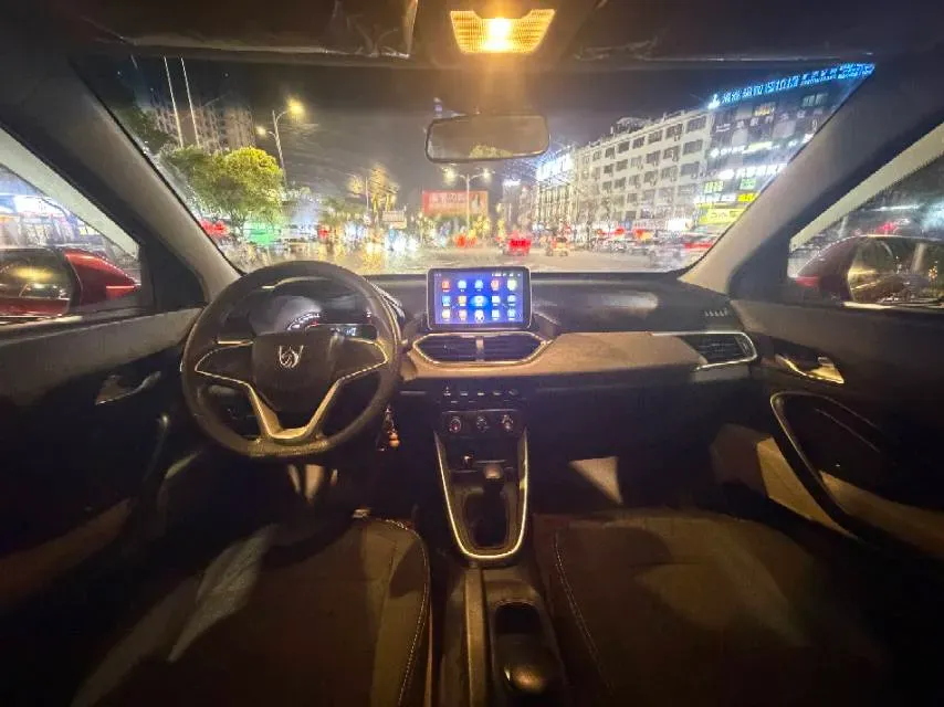 2017 BaoJun 510 1.5L 112HP L4 6MT,autocango,china used car exporter,china ev exporter,chinese used car exporter,chinese used ev exporter