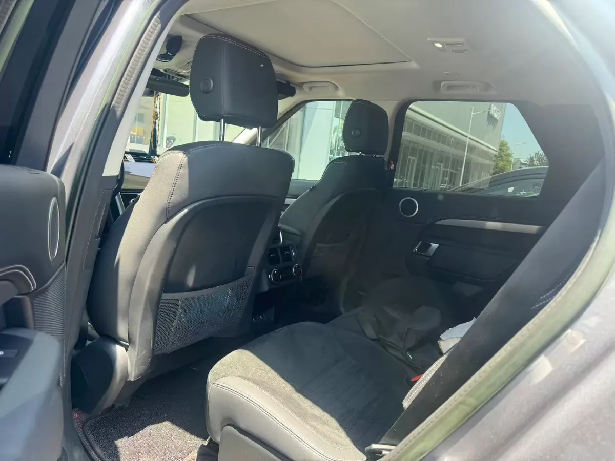 2023 Land Rover Discovery 3.0T 360HP L6 8AT,autocango,china used car exporter,china ev exporter,chinese used car exporter,chinese used ev exporter