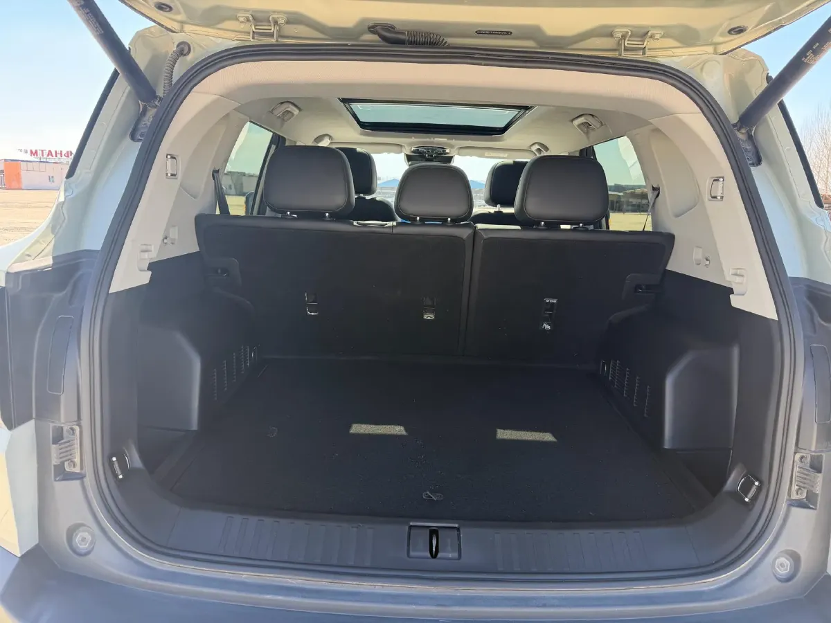 2025 MAXUS XinTu V70 2.0T 150HP L4 9AT,autocango,china used car exporter,china ev exporter,chinese used car exporter,chinese used ev exporter