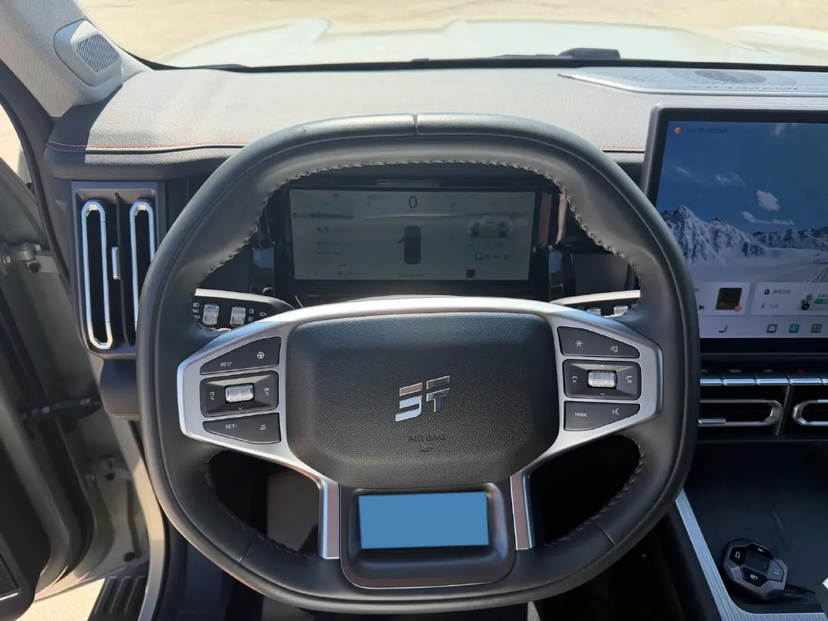 2025 MAXUS XinTu V70 2.0T 150HP L4 9AT,autocango,china used car exporter,china ev exporter,chinese used car exporter,chinese used ev exporter