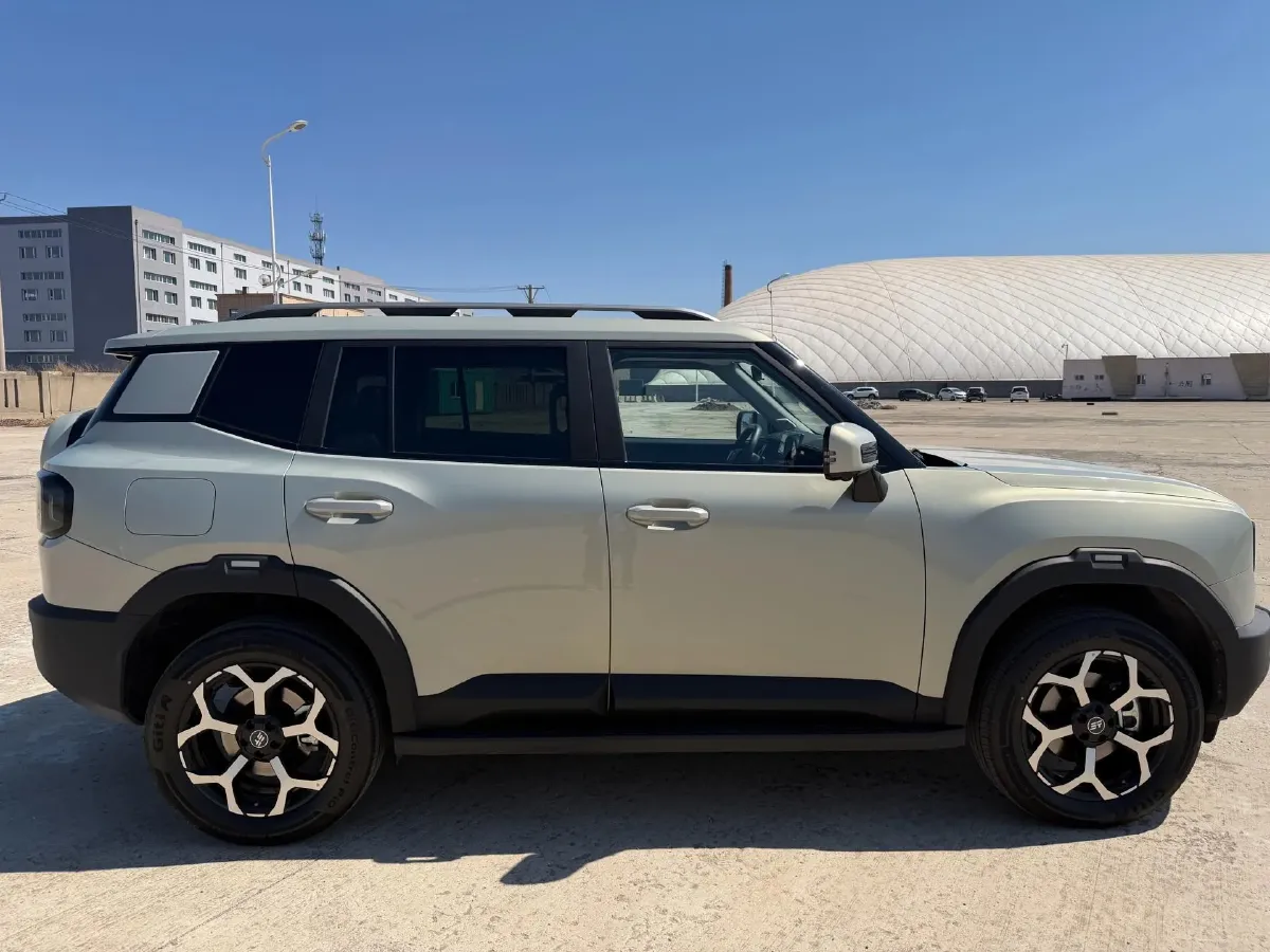 2025 MAXUS XinTu V70 2.0T 150HP L4 9AT,autocango,china used car exporter,china ev exporter,chinese used car exporter,chinese used ev exporter