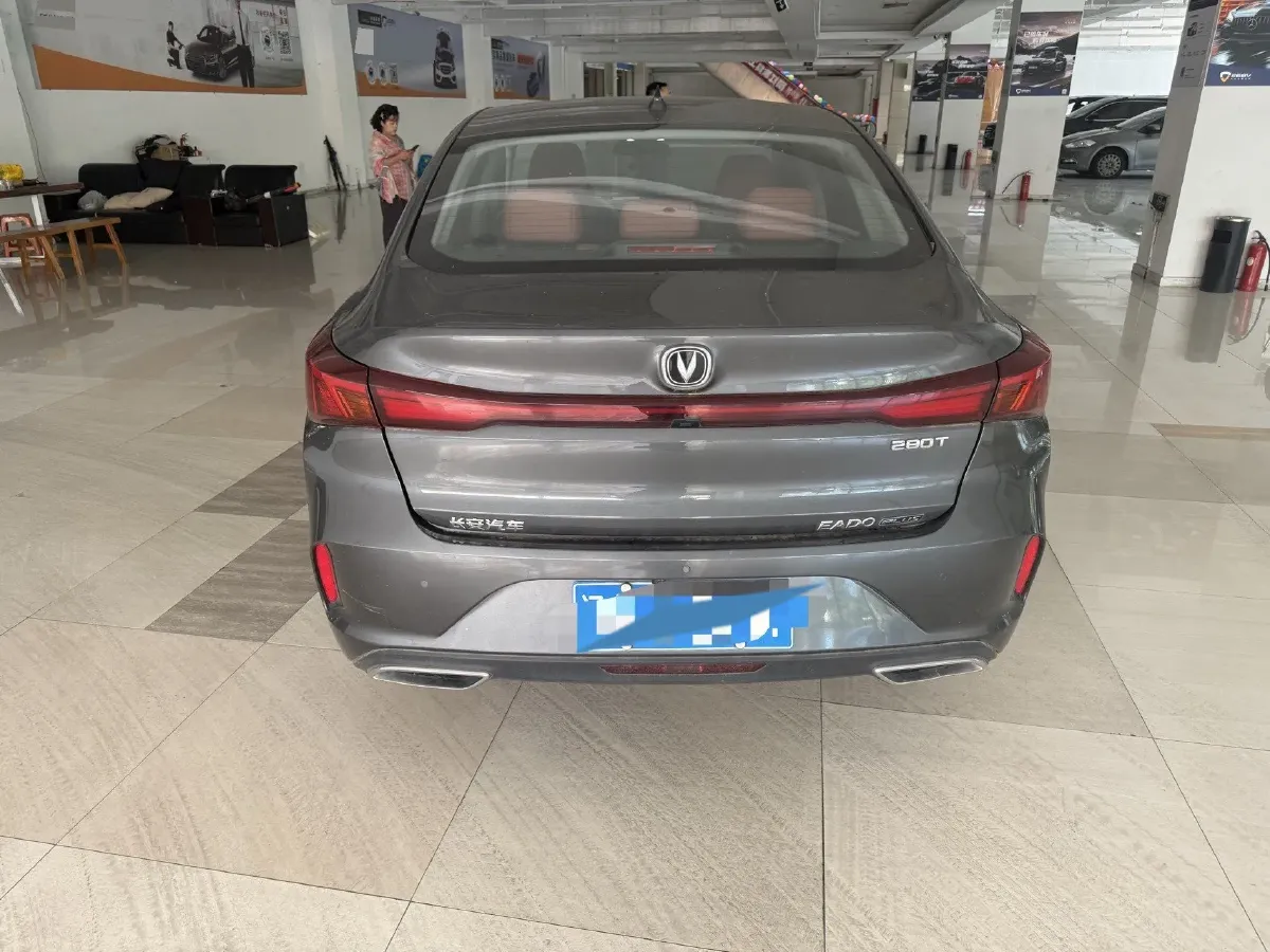 2022 ChangAn Eado 1.4T 160HP L4 7DCT,autocango,china used car exporter,china ev exporter,chinese used car exporter,chinese used ev exporter