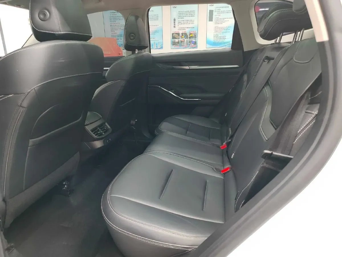 2021 Haval H6 1.5T 169HP L4 7DCT,autocango,china used car exporter,china ev exporter,chinese used car exporter,chinese used ev exporter