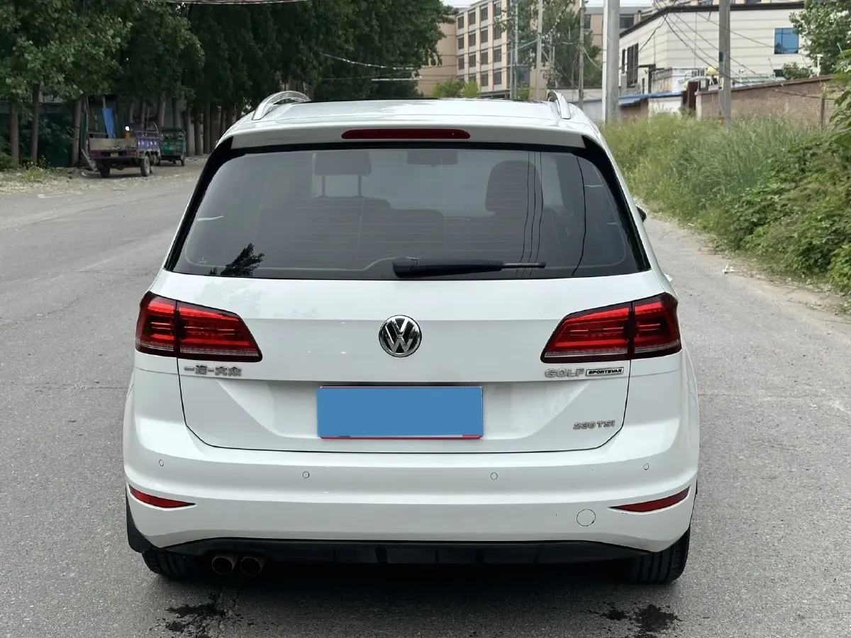 2018 Volkswagen Golf Sportsvan 1.4T 131HP L4 7DCT,autocango,china used car exporter,china ev exporter,chinese used car exporter,chinese used ev exporter