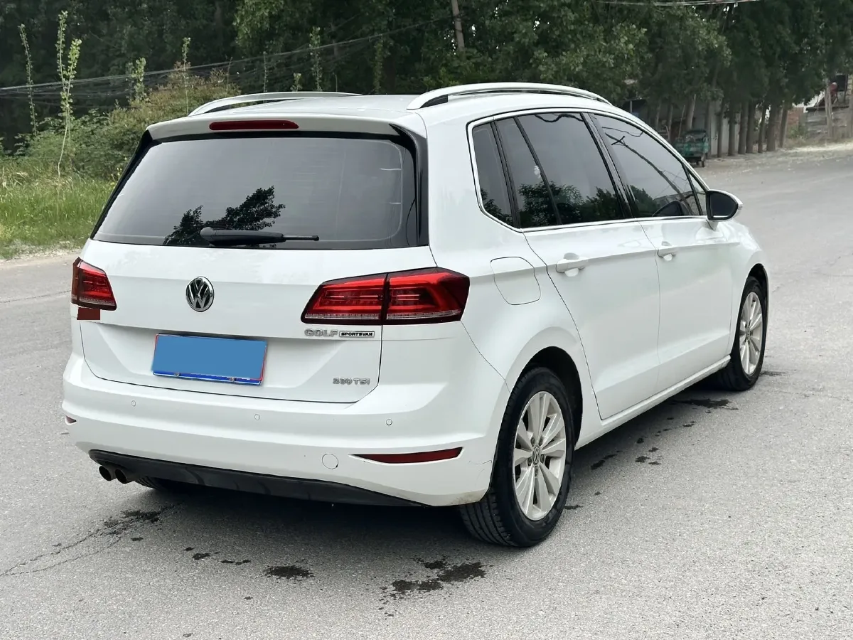 2018 Volkswagen Golf Sportsvan 1.4T 131HP L4 7DCT,autocango,china used car exporter,china ev exporter,chinese used car exporter,chinese used ev exporter