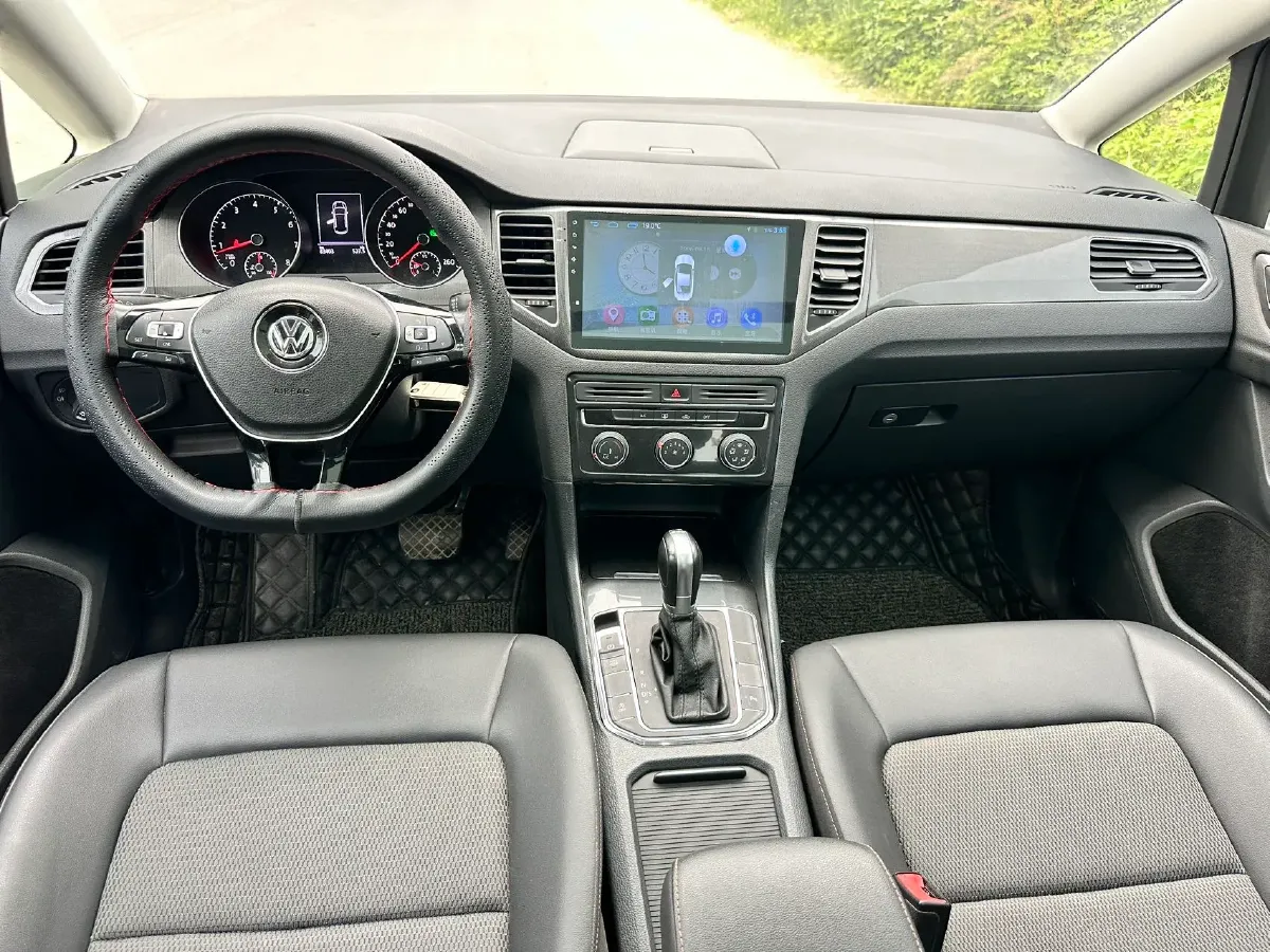 2018 Volkswagen Golf Sportsvan 1.4T 131HP L4 7DCT,autocango,china used car exporter,china ev exporter,chinese used car exporter,chinese used ev exporter