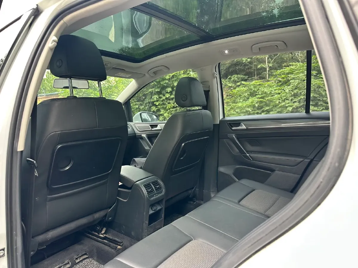 2018 Volkswagen Golf Sportsvan 1.4T 131HP L4 7DCT,autocango,china used car exporter,china ev exporter,chinese used car exporter,chinese used ev exporter