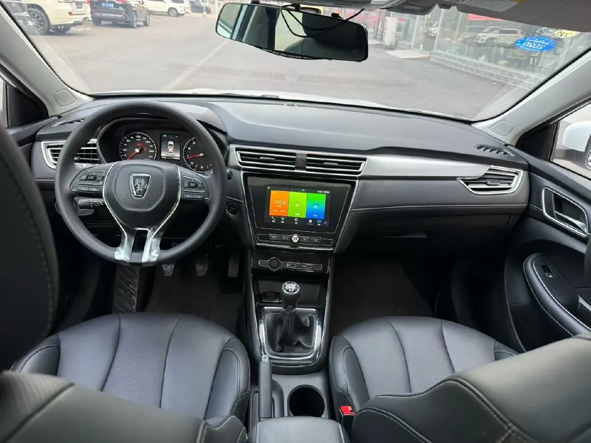 2019 Roewe i5 1.5L 120HP L4 5MT,autocango,china used car exporter,china ev exporter,chinese used car exporter,chinese used ev exporter
