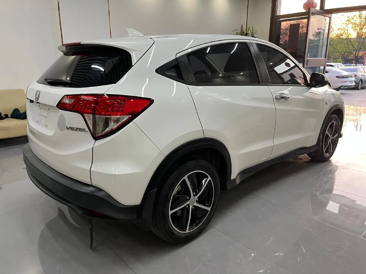 2022 Honda Vezel 1.5L 131HP L4 CVT,autocango,china used car exporter,china ev exporter,chinese used car exporter,chinese used ev exporter