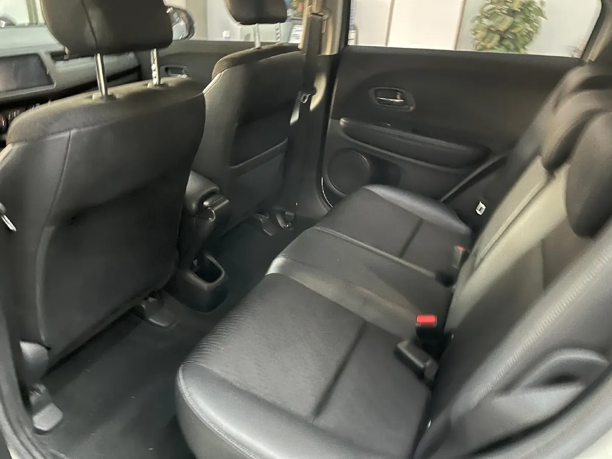2022 Honda Vezel 1.5L 131HP L4 CVT,autocango,china used car exporter,china ev exporter,chinese used car exporter,chinese used ev exporter