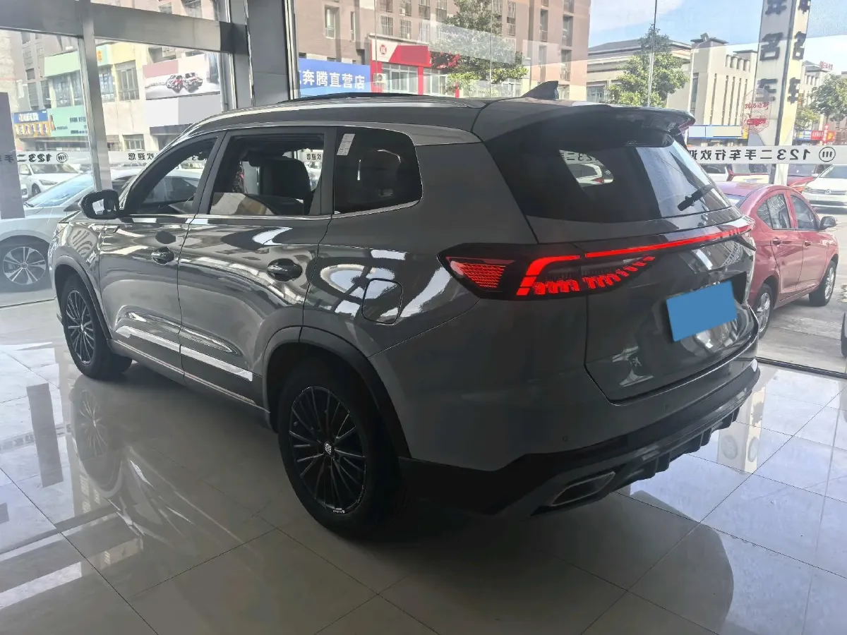 2022 Chery Tiggo 8 PRO 1.6T 197HP L4 7DCT,autocango,china used car exporter,china ev exporter,chinese used car exporter,chinese used ev exporter