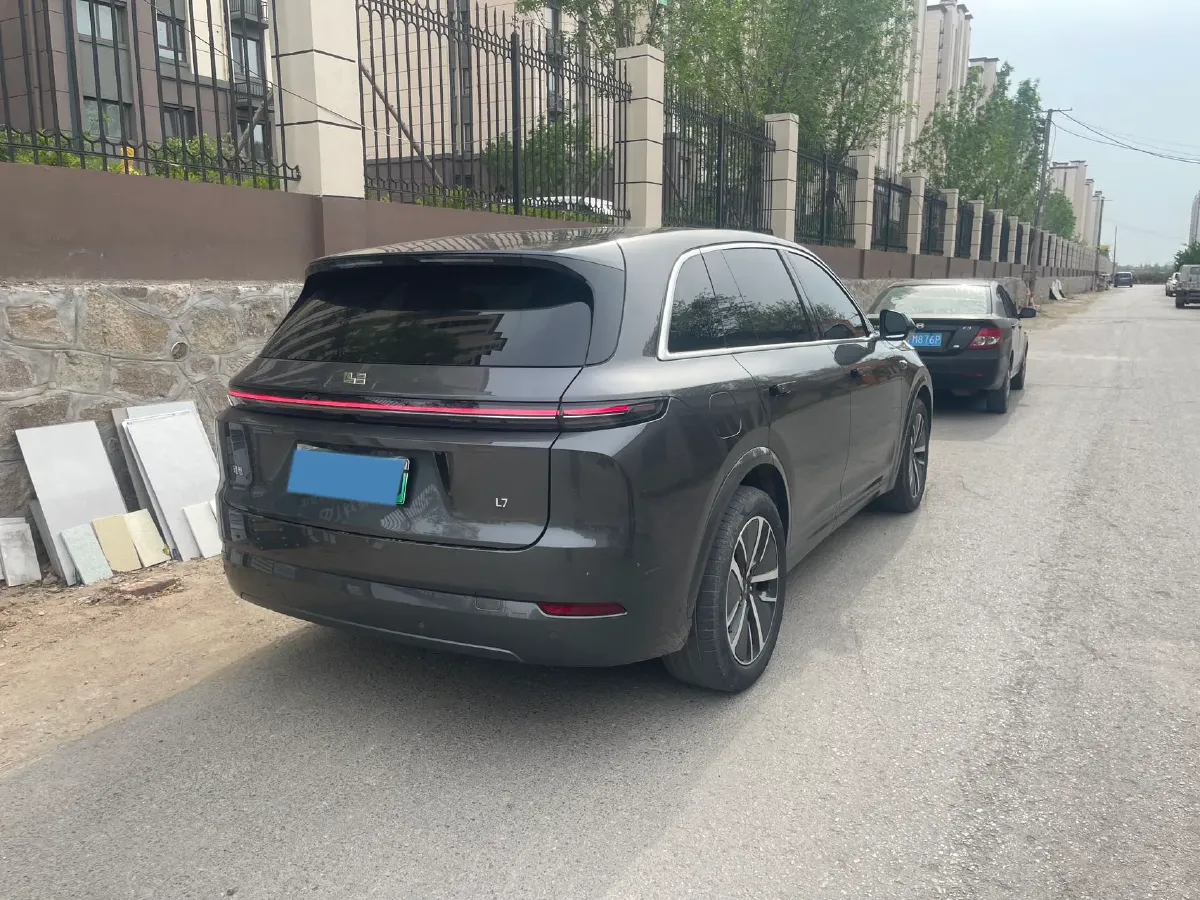 2024 Li L7 Range Extended 154HP REEV 42.8KWH,autocango,china used car exporter,china ev exporter,chinese used car exporter,chinese used ev exporter