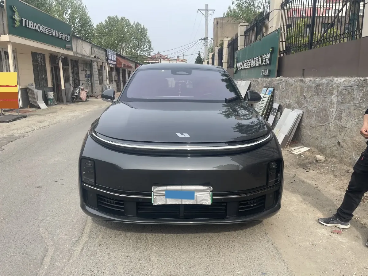 2024 Li L7 Range Extended 154HP REEV 42.8KWH,autocango,china used car exporter,china ev exporter,chinese used car exporter,chinese used ev exporter